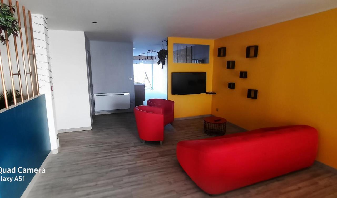 Nuit Insolite-Room Love Saint-Germain  Екстериор снимка