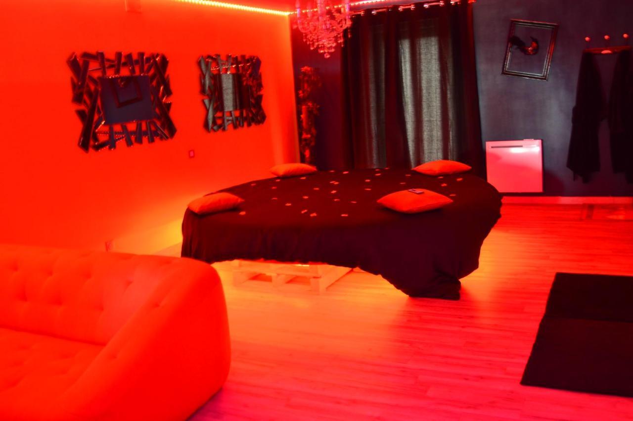 Nuit Insolite-Room Love Saint-Germain  Екстериор снимка