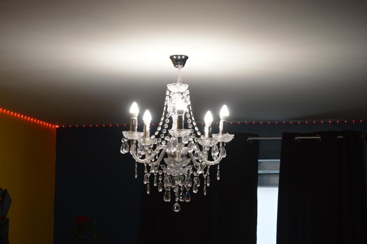 Nuit Insolite-Room Love Saint-Germain  Екстериор снимка