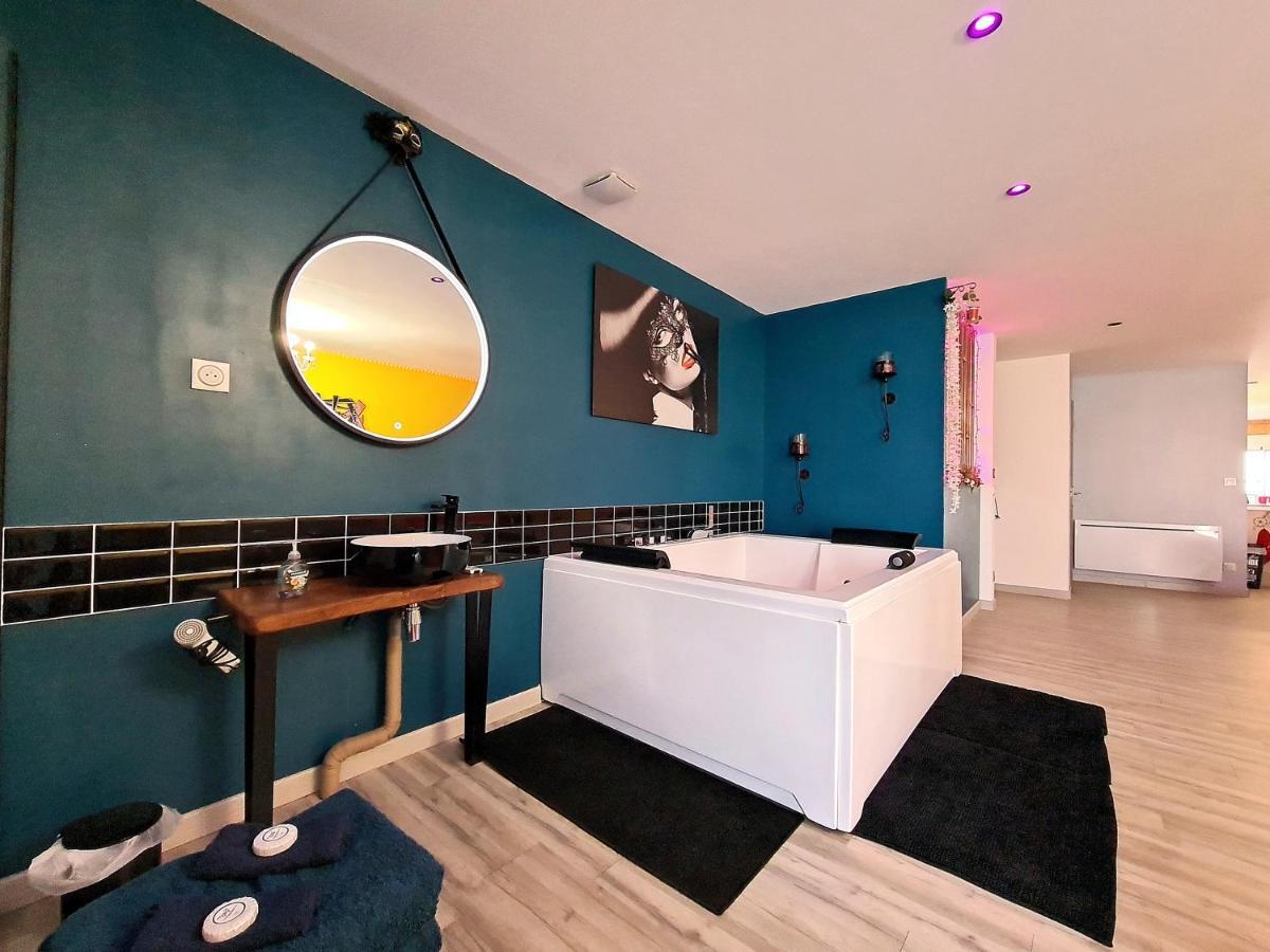 Nuit Insolite-Room Love Saint-Germain  Екстериор снимка