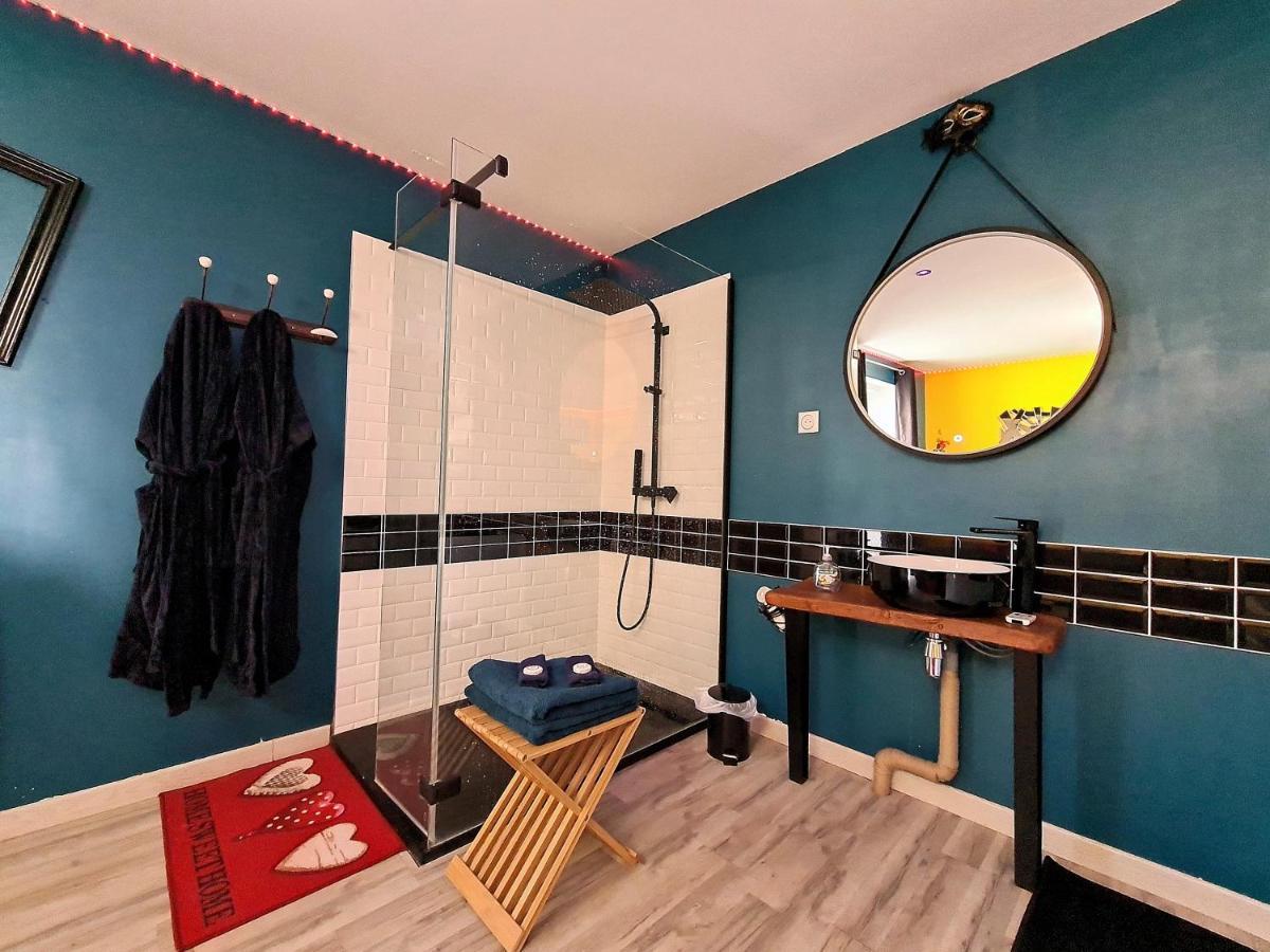 Nuit Insolite-Room Love Saint-Germain  Екстериор снимка