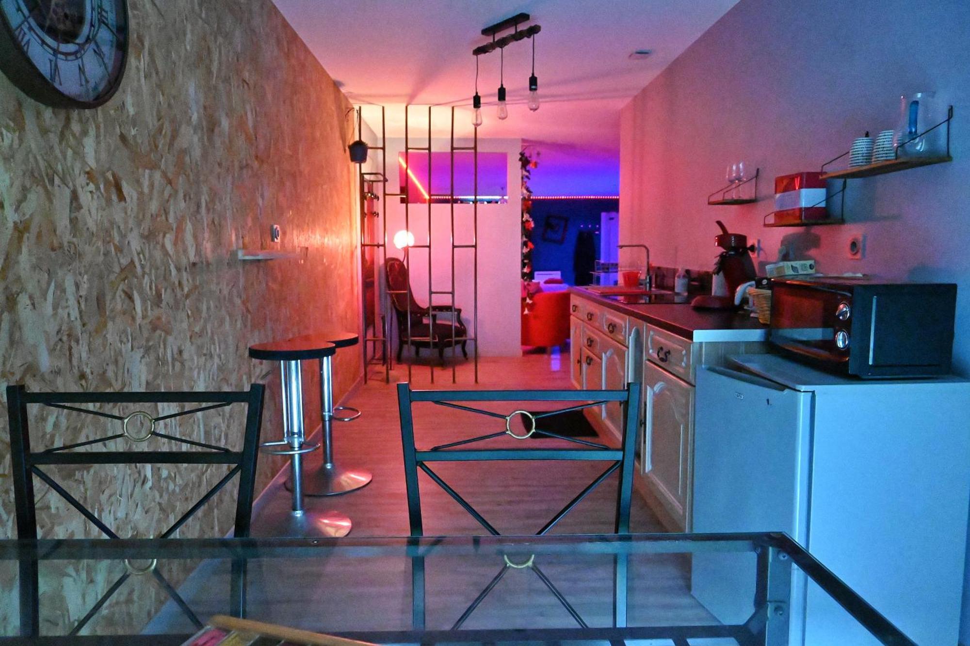 Nuit Insolite-Room Love Saint-Germain  Екстериор снимка